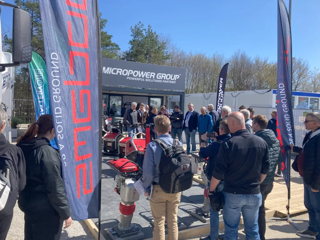 Baum 2025 Swepac stand visitors